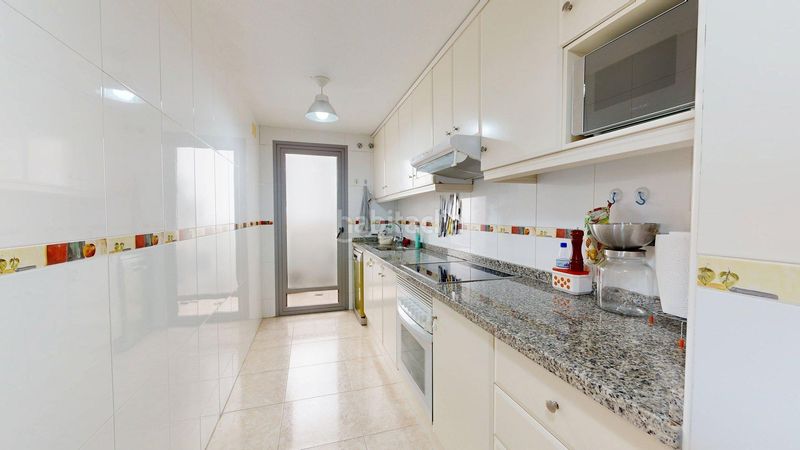 Foto 0815420e-4e0b-4b2a-b4bd-89e0d78e2129. Appartement avec parking piscine dans Centro Elche / Elx