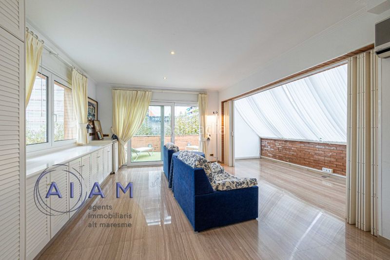 Foto 4cab188e-46bb-443b-b0ab-3e97e209b4b5. Casa amb calefacció a Calella