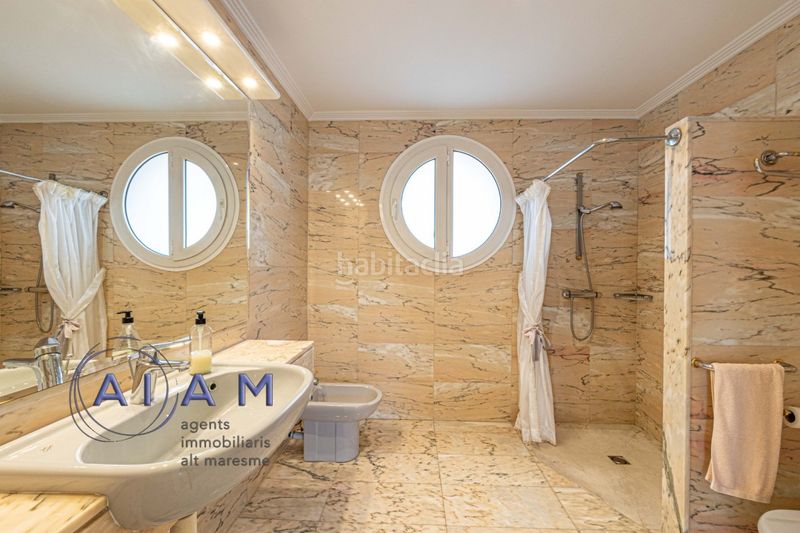 Foto 9f6d9446-97c9-4d4c-8a99-ebd1f504bb35. Casa amb calefacció a Calella