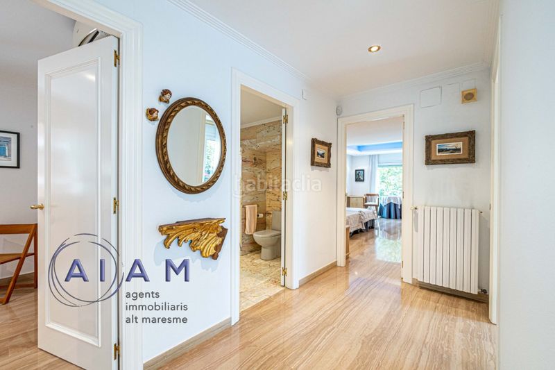 Foto b6d4670c-94ef-431f-9694-1b436d5c846b. Casa amb calefacció a Calella