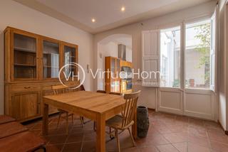 Location Mas  Calle batlle. Gran casa en el centro de calella  no vacacional  no temporada