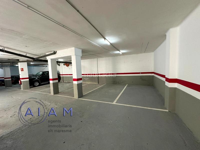 Foto d7d1ca2a-f5f0-4168-ad85-7ee331eae108. Parking voiture dans Centre Pineda de Mar