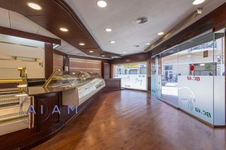 Business premise in Poblenou. Local en la av. mediterrani con 21m de fachada