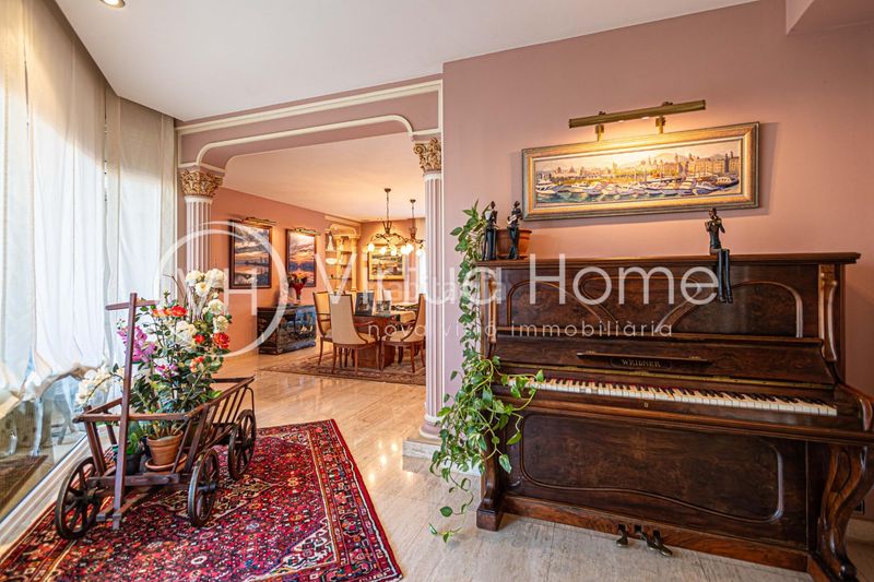Foto 0033d1bd-c435-42a3-bf4f-77e25c61c1a7. Chalet exclusiva residencia con encanto, jardín privado y una ubicación inmejorable en Santa Susanna