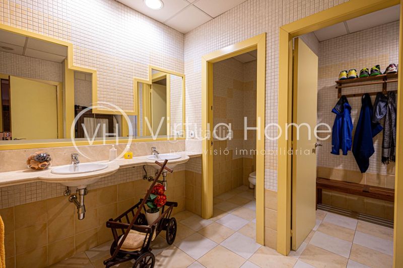 Foto 94e4341e-cf35-43fd-b380-0b4c140c49ac. Chalet exclusiva residencia con encanto, jardín privado y una ubicación inmejorable en Santa Susanna