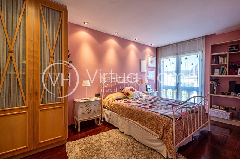 Foto c5e2bc09-8c7f-4a19-b7bc-1a8fd6f5348e. Chalet exclusiva residencia con encanto, jardín privado y una ubicación inmejorable en Santa Susanna