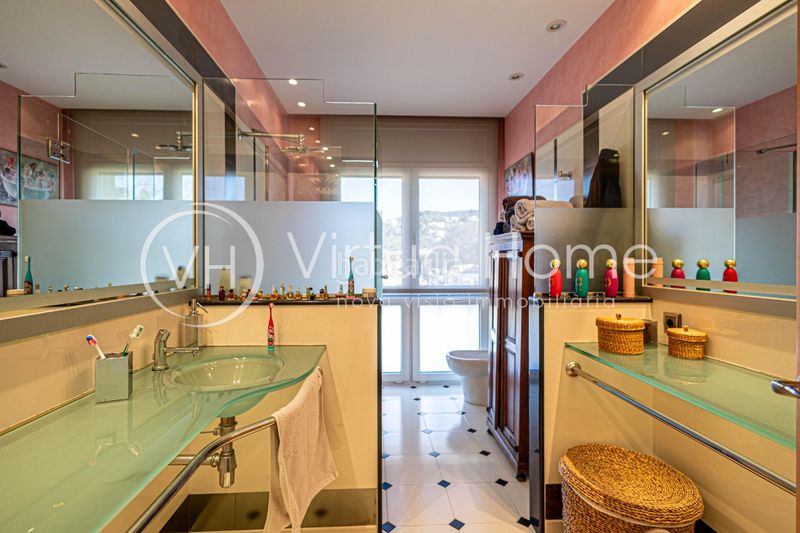 Foto df824a1e-49be-4ee2-84fe-c37a3909e59a. Chalet exclusiva residencia con encanto, jardín privado y una ubicación inmejorable en Santa Susanna