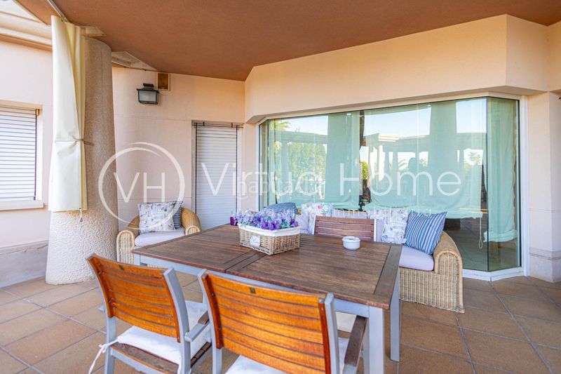 Foto e682bf9b-ef5b-4cf2-a6ca-ea9e14aaa7c5. Chalet exclusiva residencia con encanto, jardín privado y una ubicación inmejorable en Santa Susanna
