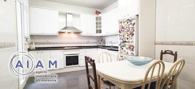 Foto 56823e61-62d9-4a3f-bba9-0e49bccac9ae. Édifice dans Calella