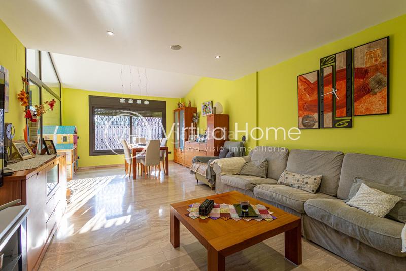 Foto 3b3ca314-b523-4768-bfee-c3a274ddfb31. Chalet con riscaldamento parcheggio piscina in Can Moré - Santa Anna - Can Feliu de Merola Pineda de Mar