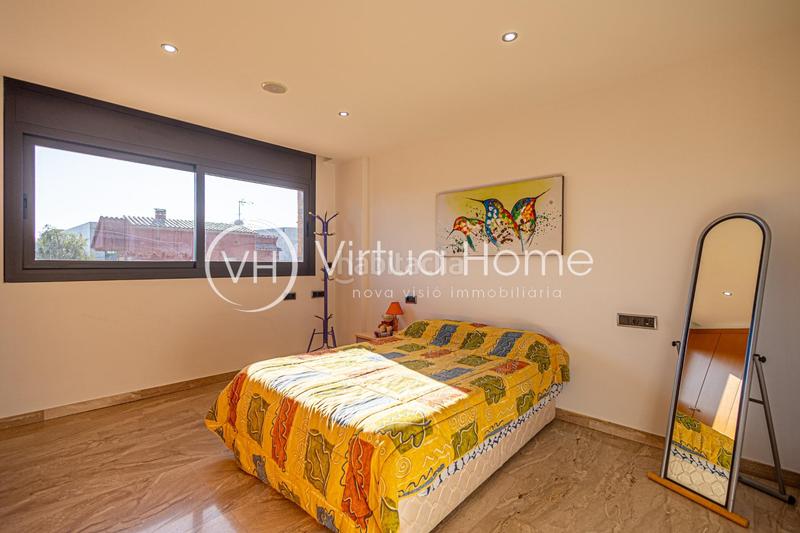 Foto b51dbed6-3c6c-4c8a-b7f6-d2e37cd7be3d. Chalet con riscaldamento parcheggio piscina in Can Moré - Santa Anna - Can Feliu de Merola Pineda de Mar