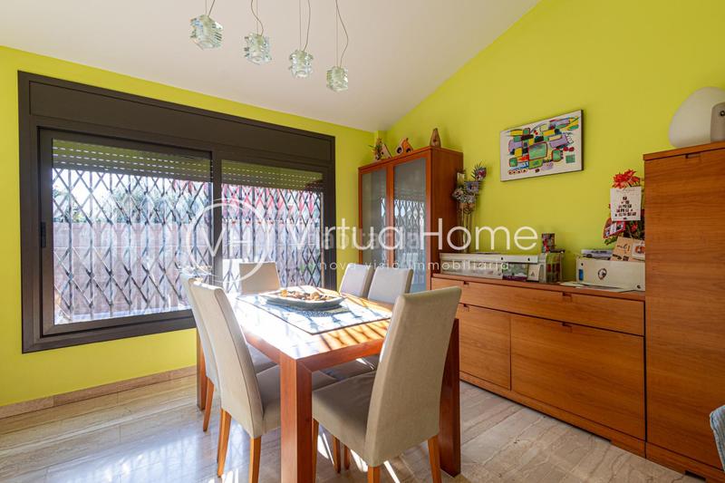 Foto bbf434c6-fda5-452f-9c6d-00b8921c44cf. Chalet con riscaldamento parcheggio piscina in Can Moré - Santa Anna - Can Feliu de Merola Pineda de Mar