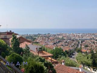 Casa  Carrer braque. Exclusiva torre con espectaculares vistas al mar en pineda de ma