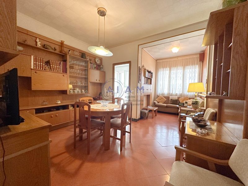 Foto 18f00384-4922-4691-ae08-21030880a605. Casa amb calefacció a Calella