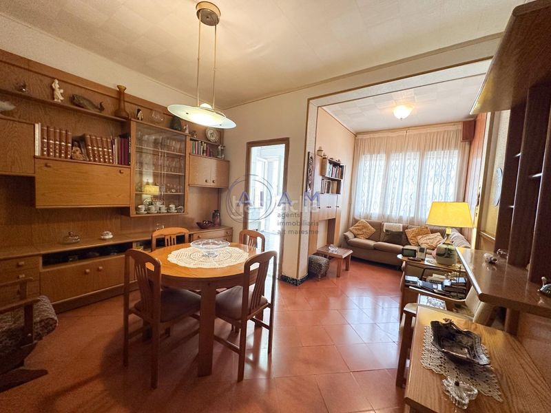 Foto b4e5087c-9613-4db4-a5ba-93b9cce4ba8e. Casa a Calella