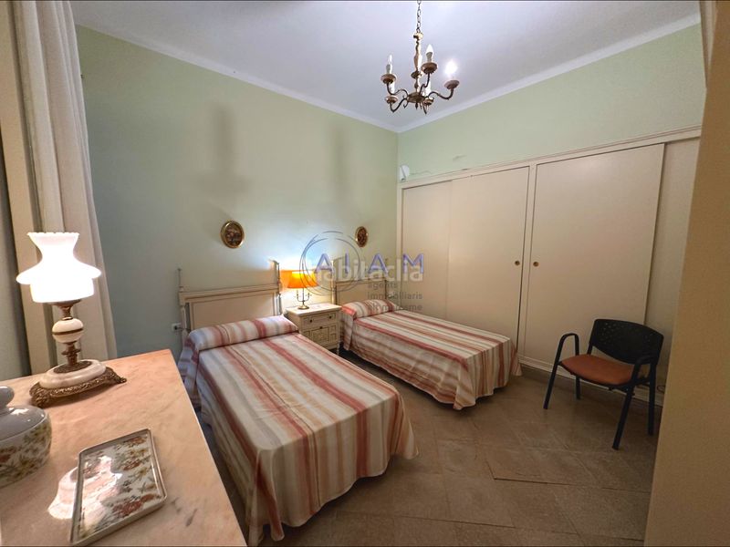 Foto fb2387c3-6848-4236-9ac8-72d40c23e6c3. Casa amb calefacció a Calella