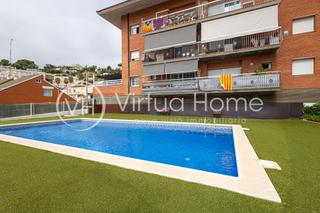 Appartement à Santa Susanna. Finca de 2002 y con piscina comunitaria