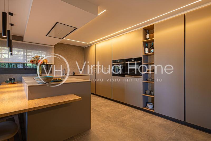 Foto 1e100c68-14a5-463e-875b-180ab3c6a112. Casa con riscaldamento parcheggio piscina in Pinemar Pineda de Mar