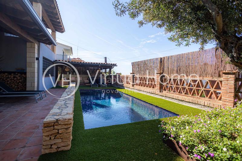 Foto bbbc0e25-dfed-4f30-bc65-dd14caedd8c5. Casa con riscaldamento parcheggio piscina in Pinemar Pineda de Mar