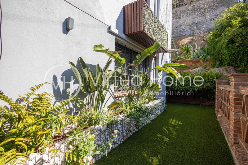 Foto dedb8ccb-1f49-4372-adcf-1b5a4f480a84. Casa con riscaldamento parcheggio piscina in Pinemar Pineda de Mar