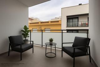 Etagenwohnung in Calle del Ponent