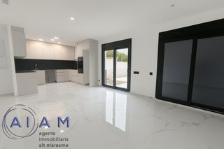 Pis  Calle del ponent. Vivienda de obra nueva lista para entrar en pineda de mar.