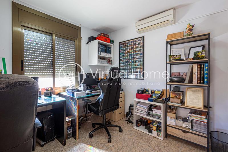 Foto 16587b97-8586-44ad-8c39-049201d50529. Chalet in calle sert 27 in Pinemar Pineda de Mar