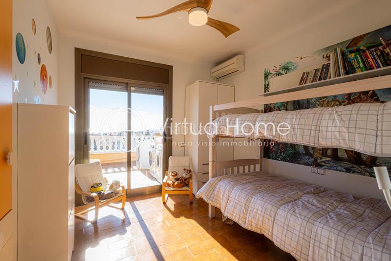 Foto 3fcf140e-d770-4b38-9ce6-e68ea3b1144a. Chalet in calle sert 27 in Pinemar Pineda de Mar