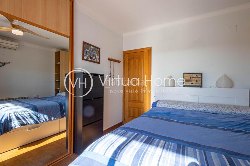 Foto 48464774-d90c-44f6-a925-17a6eebf800f. Chalet in calle sert 27 in Pinemar Pineda de Mar