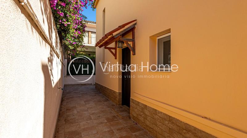 Foto ace2d01b-6d43-4f0e-a0c6-c8738392be9e. Chalet in calle sert 27 in Pinemar Pineda de Mar