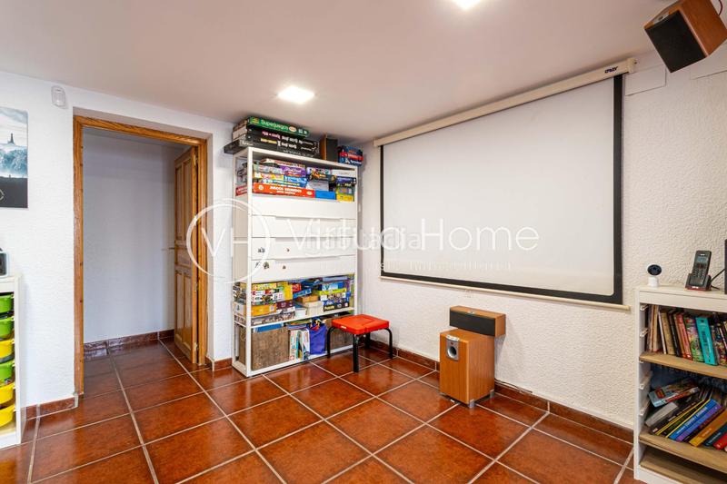 Foto b00c6043-d3b7-464f-8a2d-9dbb3d2e5281. Chalet in calle sert 27 in Pinemar Pineda de Mar