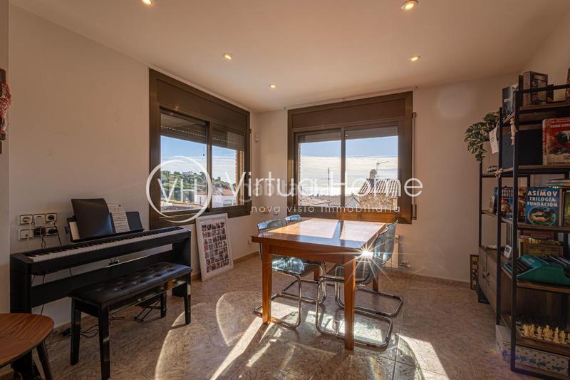 Foto b4ca8954-cf88-4017-b245-bbdfa39d4c2f. Chalet in calle sert 27 in Pinemar Pineda de Mar