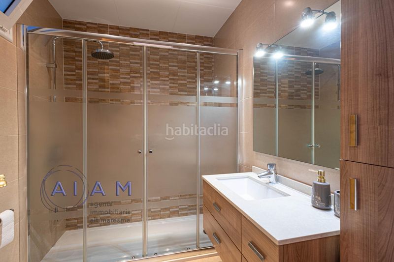 Foto d3825f12-bb33-4df2-b948-ad256e3c2cea. Casa a Calella