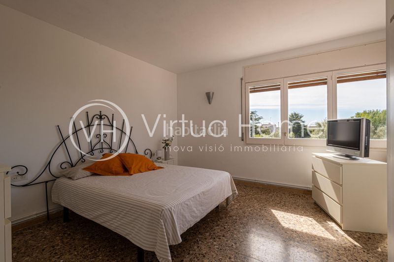 Foto 2c900862-8dcb-4663-9428-19080b0ba637. Chalet en sant jaume 58 espectacular chalet céntrico con grandísimo jardín en Pineda de Mar