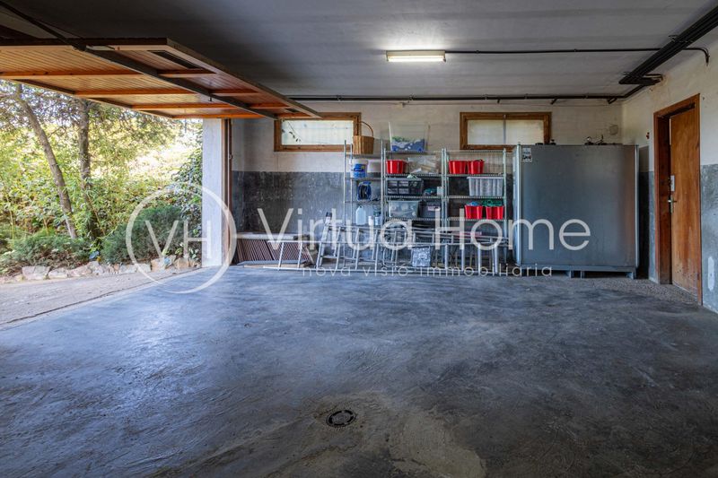 Foto b65108f5-3732-49c1-a632-c3e5db9d9b49. Chalet en sant jaume 58 espectacular chalet céntrico con grandísimo jardín en Pineda de Mar