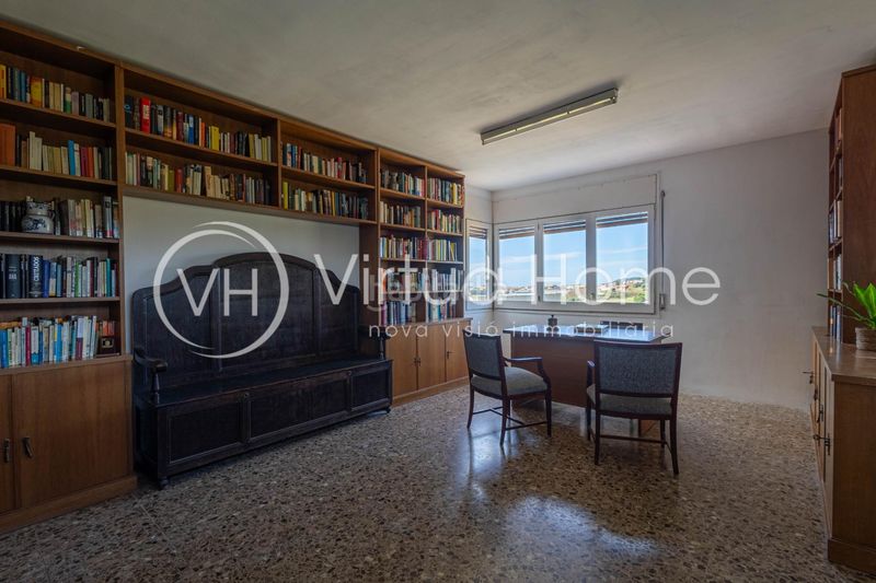 Foto cd017a69-1f4a-410d-b908-f3592e6b27a1. Chalet en sant jaume 58 espectacular chalet céntrico con grandísimo jardín en Pineda de Mar