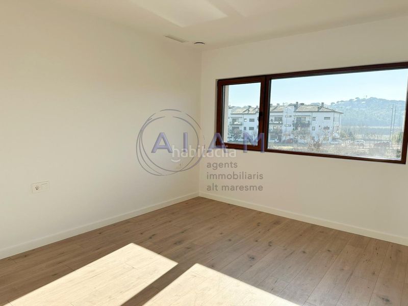 Foto 11b6af65-2c11-4ec1-8231-f1287465d60a. Casa amb calefacció aparcament a Tordera Tordera