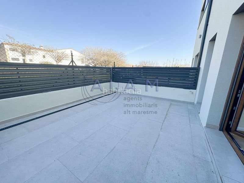 Foto 869b45a3-0742-4ef1-8383-9b06de891632. Casa amb aparcament a Tordera Tordera