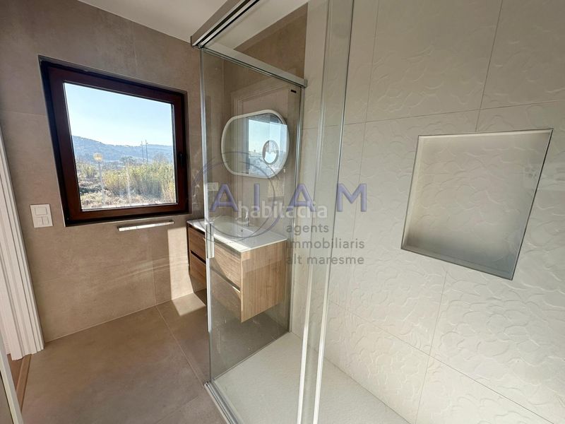 Foto e25e3472-5bd5-4c8b-95ba-68a716f1c145. Casa amb calefacció aparcament a Tordera Tordera