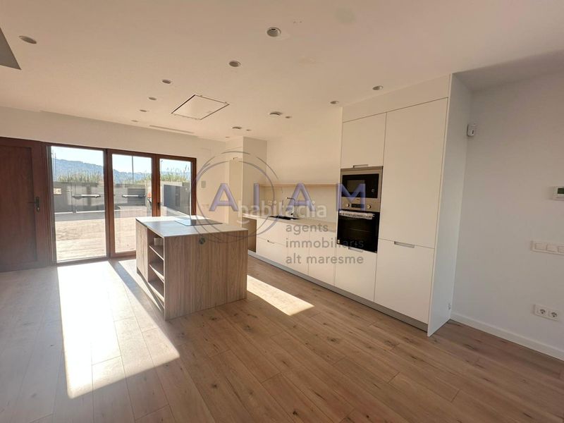 Foto e99f0dd3-7485-41f5-b5ca-93a9f0b1f47b. Casa amb calefacció aparcament a Tordera Tordera