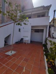 Casa a Centre. Tu nuevo hogar en el corazón de pineda de mar te está esperando