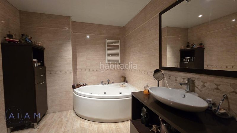 Foto 066886ed-9d81-4034-9684-617f87ced91e. Casa amb calefacció aparcament piscina a Niàgara Parc -Àgora Parc Tordera