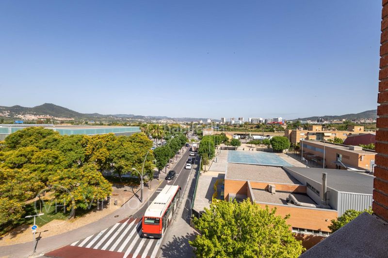 Foto d1263bd1-355b-4f9c-ac67-3f9dfa61d982. Àtic amb calefacció aparcament a Centre Sant Joan Despí