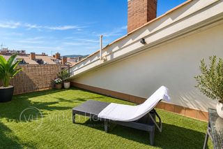 Duplex in Calella. Dúplex en primera línea de playa  posibilidad 3 habitaciones