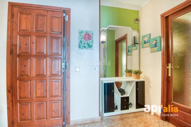 Foto 5f757f11-1a34-4014-8e30-bdaecd589e51. Apartamento luminoso piso con enorme terraza en el corazón en Calonge