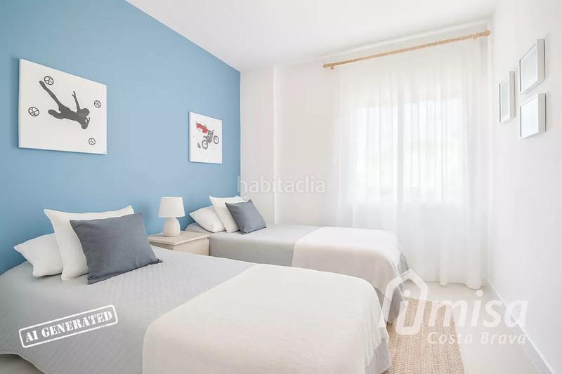 Foto 61cfb887-e58e-475a-8f97-e573b2fded9a. Apartamento luminoso piso con enorme terraza en el corazón en Calonge