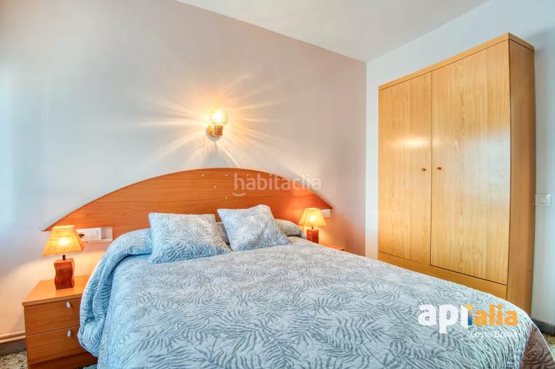 Foto 7b71448b-0fb8-4ade-810e-336d696e94fa. Apartamento luminoso piso con enorme terraza en el corazón en Calonge