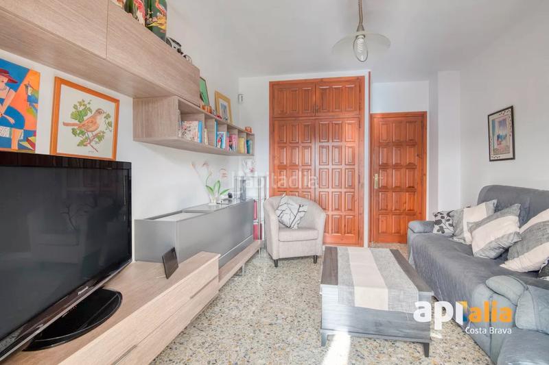 Foto 89d6e259-d5ec-4e6d-9290-f193c02af2b9. Apartamento luminoso piso con enorme terraza en el corazón en Calonge