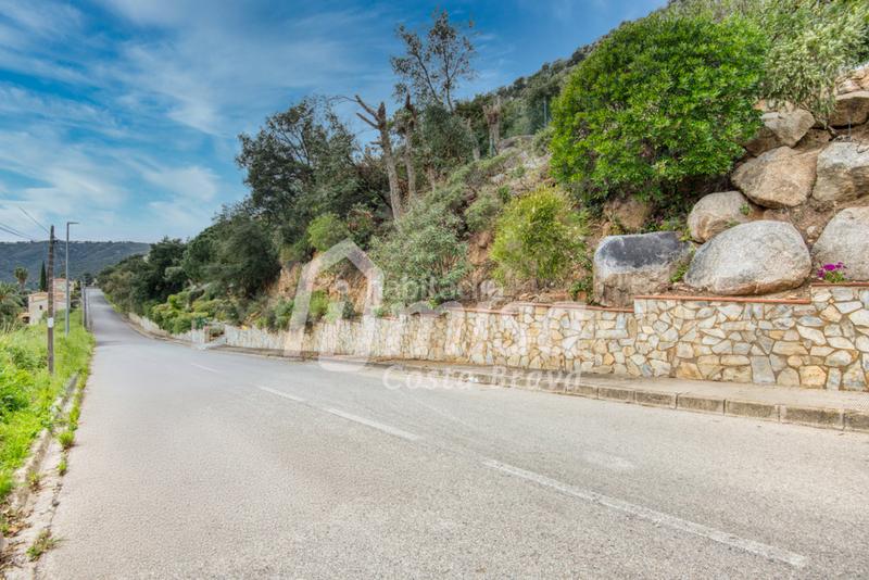 Foto 0fead77a-6973-41c1-820b-5aa23b3283ea. Terreny residencial a calle de parís 3 a Cabanyes-Mas Ambrós-Mas Pallí Calonge