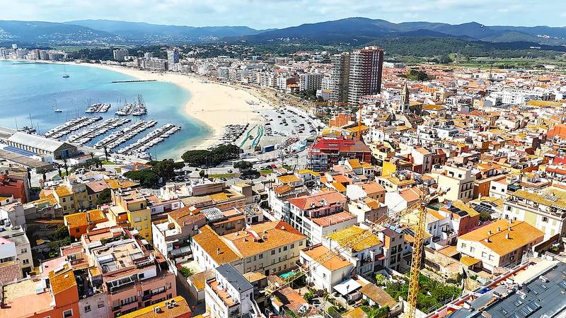 Foto d57de5e1-9a08-481a-82e6-16bcf1be9fbe. Casa adosada en El Pedró Palamós